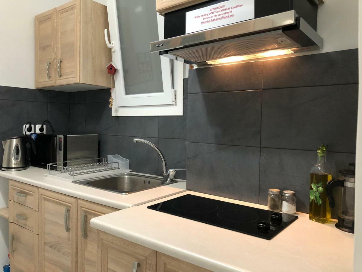 Olive Tree Apartment Of Athens - City Center Екстериор снимка