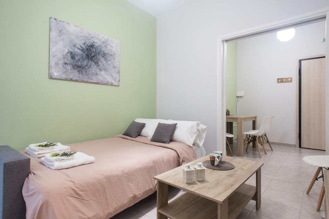 Olive Tree Apartment Of Athens - City Center Екстериор снимка